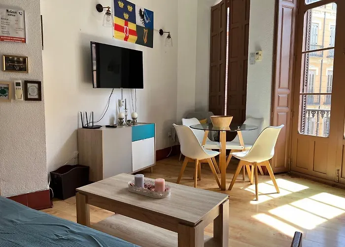 Macgregor Apartment